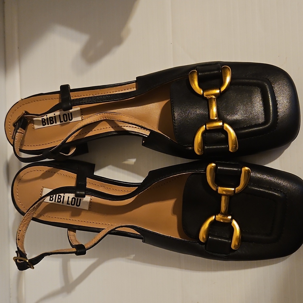 New BIBI LOU Black Leather Low Heel Slingback Heels Size 40